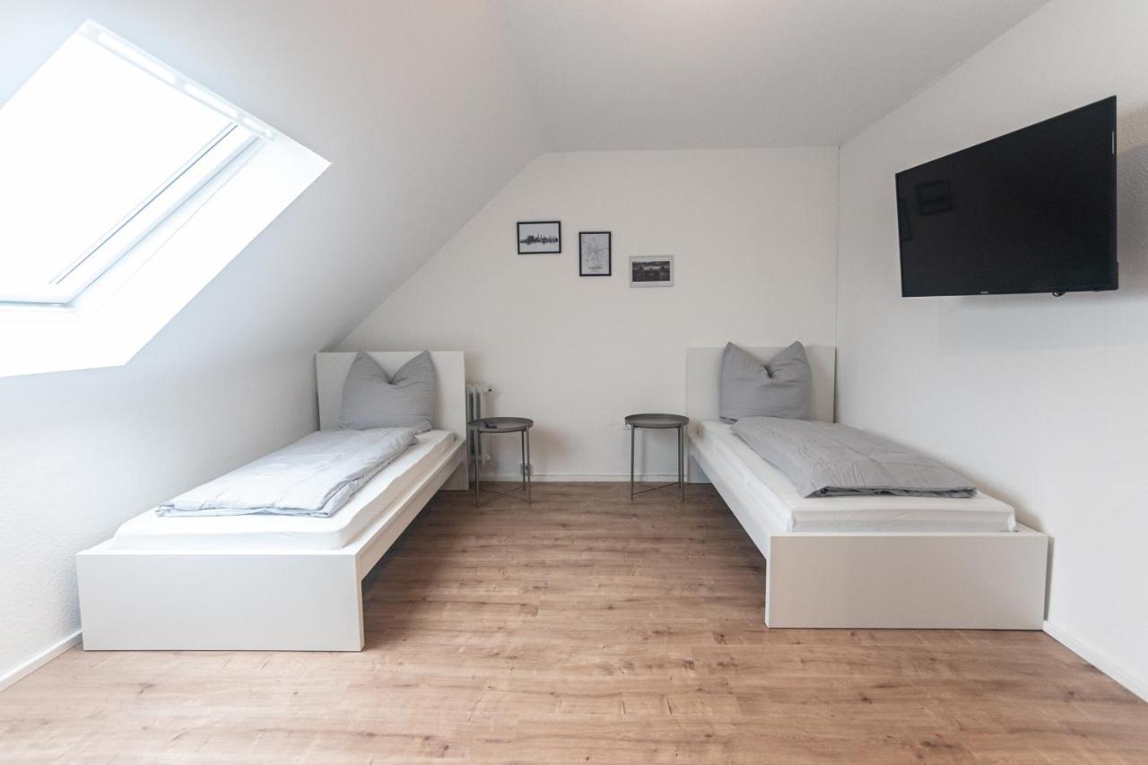 Edingen-NeckarhausenEindrucksvolles Gruppen- Und Monteursloftアパートメント エクステリア 写真